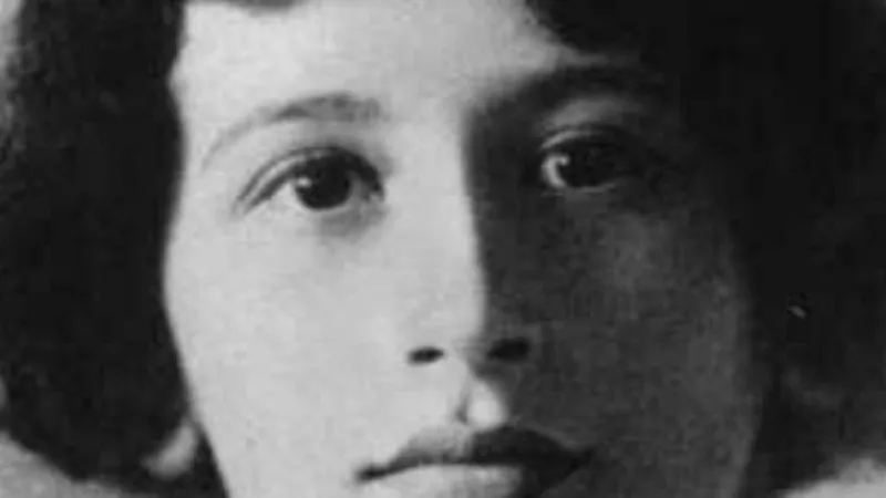 Simone Weil en 1921.