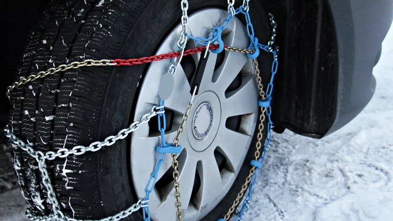 Les chaînes ou les pneus neiges vont devenir obligatoire