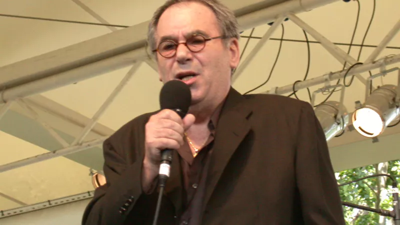 Claude Nougaro au Paris Jazz Festival en juin 2003.