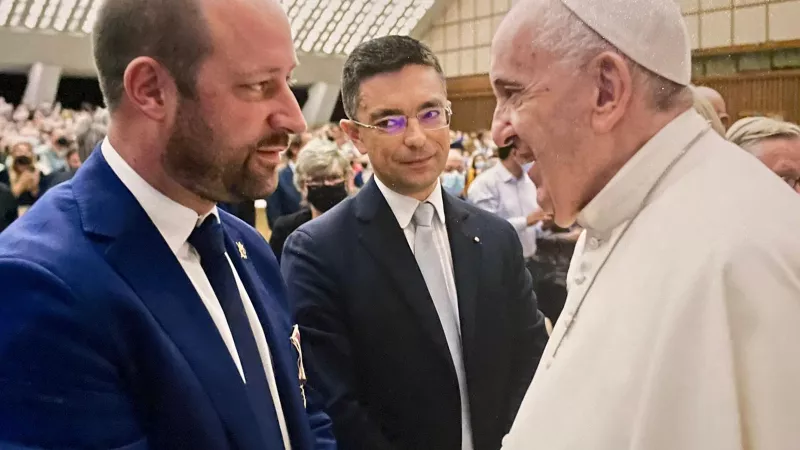  Le sénateur haut-savoyard Loïc Hervé rencontre le Pape François 