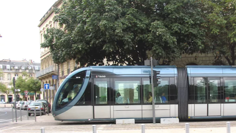 Le tramway à Bordeaux