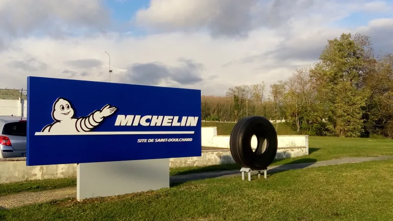 Les commandes repartent à l'usine Michelin de Saint-Doulchard © RCF - Guillaume Martin-Deguéret.