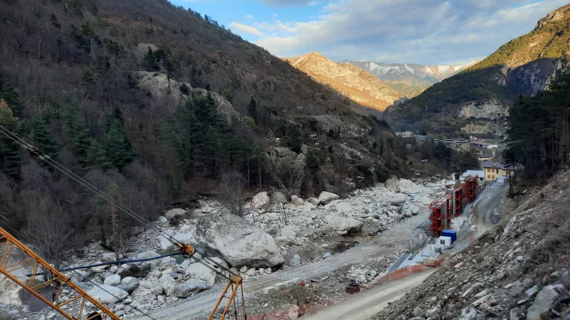Les travaux de reconstruction de la route de Castérino le 7 janvier 2022 - Photo RCF