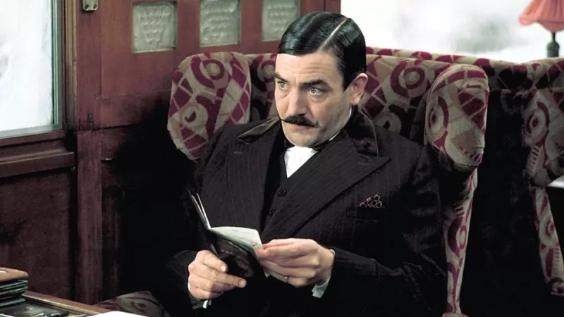 © Paramount Pictures presse. Albert Finney dans le rôle d'Hercule Poirot en 1974 dans "Le Crime de l'Orient Express" de Sidney Lumet.