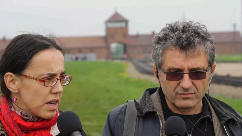 Suivez le guide, à Auschwitz-Birkenau