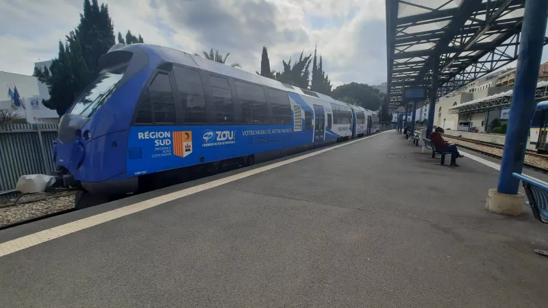 Un train des Chemins de Fer de Provence - RCF