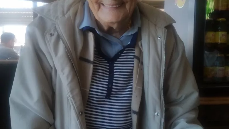 Georgette, 103 ans, de retour dans sa ville natale de Toulon (La Source, Mourillon, 2022)