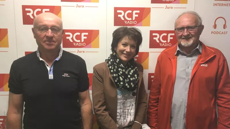 Didier Petitjean, président ; Maryse Petitjean, secrétaire ; Jacques Guyot, animateur © RCF Jura