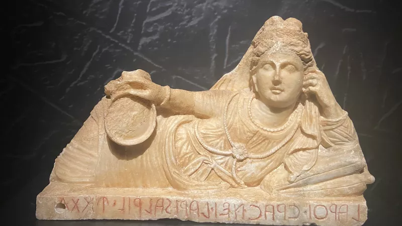 ©Volterra, Etruscan Museum "Guarnacci" ; musée de la Romanité de Nîmes
