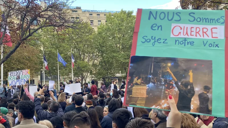 ©Grégoire Gindre - Manifestation à Paris, devant l'ambassade de la république islamique d'Iran, en soutien au peuple iranien