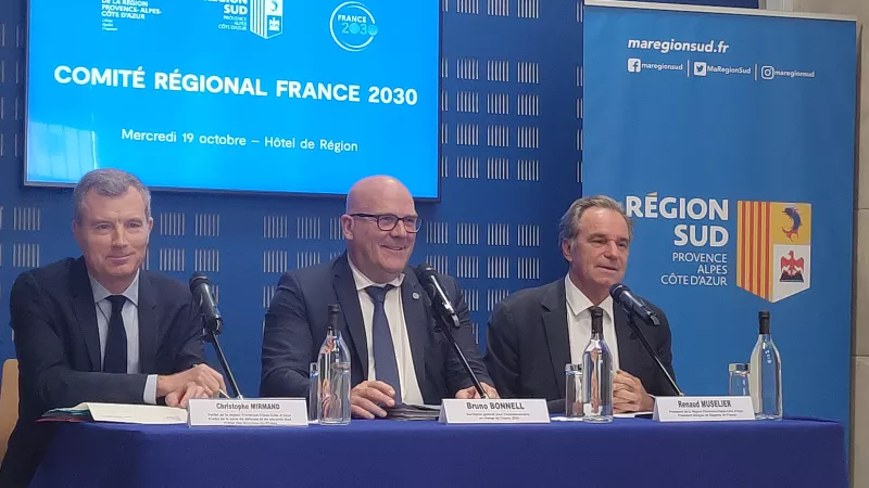 Christophe Mirmand, préfet de région, Bruno Bonnell secrétaire général du plan France 2030 et Renaud Muselier président de la région PACA. 