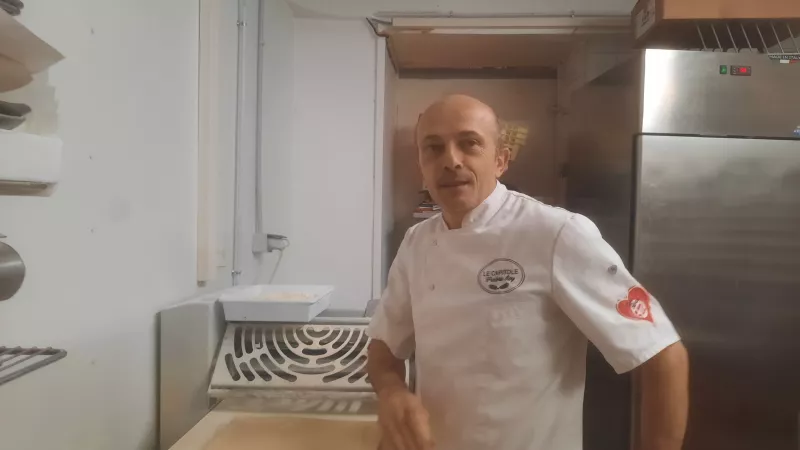 Frédéric Roy dans sa boulangerie - RCF