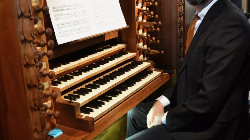 Florent Gallière, le nouvel organiste de la cathédrale du Puy-en-Velay. ©Maîtrise de la cathédrale