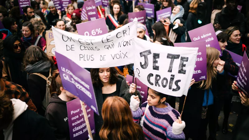 Journée nationale de manifestation contre les violences sexuelles et sexistes à l'initiative du collectif #NousToutes, le 19/11/2022 à Paris ©Xose Bouzas / Hans Lucas