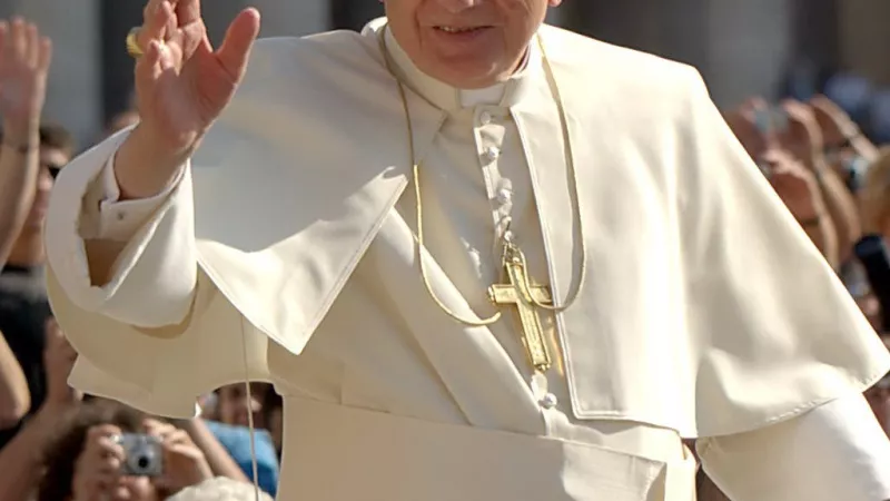 Les évêques se souviennent d'un pape très à l'écoute (©Wikimédia Commons)