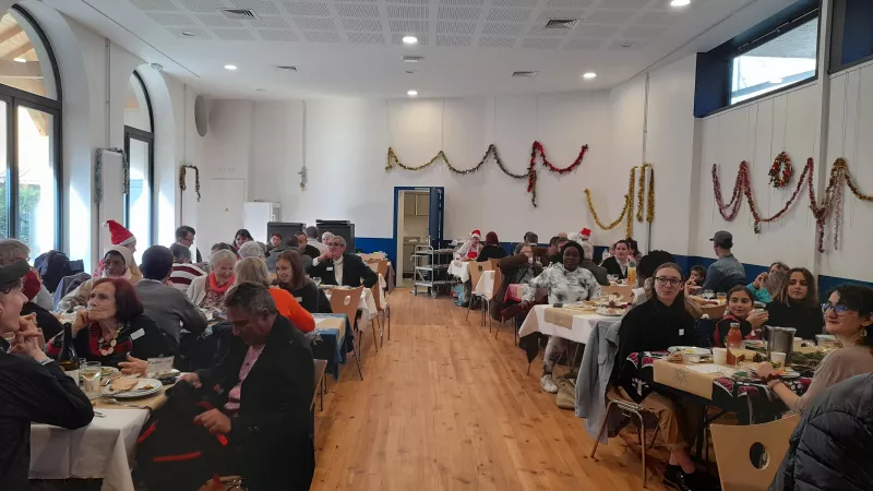 Repas fraternel à la mission catholique - diaconie
