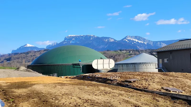 Le méthaniseur agricole du GAEC des Airelles à Groisy ©RCF Haute-Savoie/Victorien Duchet