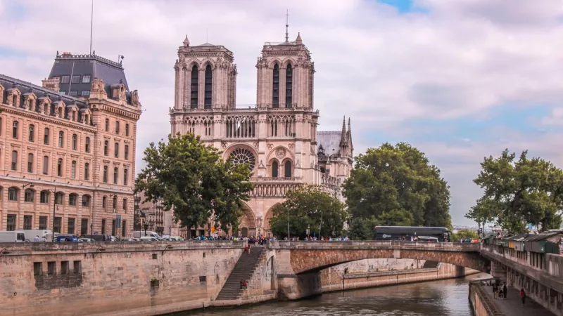 Notre-Dame-de-Paris, France. 2019 ©Unsplash