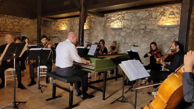 L'Orchestre des Pays de Savoie en répétition au Château de Menthon Saint-Bernard. ©Victorien Duchet/RCF Haute-Savoie