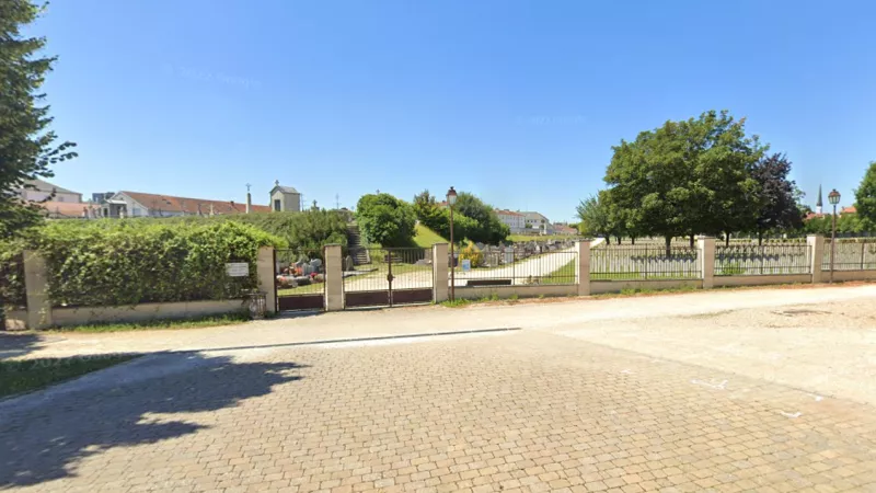 Cimetière de l'Est à Châlons en Champagne - @Google