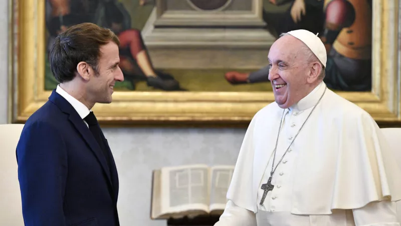 Le pape François reçoit Emmanuel Macron au Vatican, le 26/11/2021 ©Vatican Media