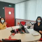 2021 - Julie Rolland - Isabelle Fontaine (à gauche), naturopathe et Nadia Foisil (à droite) dans les studios de RCF Loir-et-Cher.