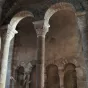 Eglise St Genès de Châteaumeillant - Arcature entre le chœur et une absidiole méridionale
