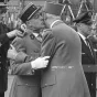 Gaston de Bonneval et le Général de Gaulle - Gettyimages