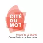 Titre de La cité du mot sur fond orange de la rubrique Culture avec le logo de la Cité du mot centré en bas sur fond blanc