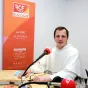 Frère Pavel dans les studios de Dialogue RCF Marseille - Robert Poulain 