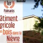 Vignette Invité local sur fond rouge de rubrique actualité avec en bas à droite le micro RCF et la mention Nièvre