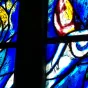 Wikimédia commons - Vitrail de Chagall dans l'église de Tudeley (Kent, Angleterre)