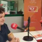 Vignette Invité local sur fond rouge de rubrique actualité avec en bas à droite le micro RCF et la mention Nièvre