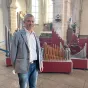 Vincent Meslet, dans l'église Notre-Dame de Grâce