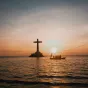 Croix dans l'Océan ©Pexels, Ryan Delfin