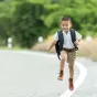 En route pour l'école (Pixabay)