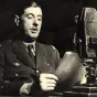 Charles de Gaulle au micro de la BBC à Londres ©Wikimédia commons