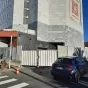 Le TNN encerclé par les barrières de chantier - Photo: RCF Nice Côte d'Azur
