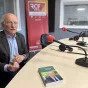 Dominique Gros dans les studios de RCF à Metz