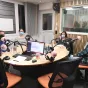 Les jeunes témoins dans les studios de RCF Haute-Savoie 