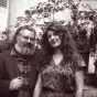 Bernard Dimey, en compagnie de sa fille Dominique, à Montmartre. © Wikipedia.
