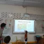 Mardi 29 mars, à l'école élémentaire de Jean Zay, le cours est dédié à Stepan et à l'Ukraine (Jean-Baptiste PIERRON/RCF)