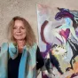 Inge Horup, peintre, expose à la Galerie Capazza. © RCF - Jean Michel Athomas.