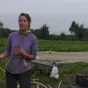 Agnès Kindt sur son exploitation de Houplines