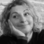 Caroline Gros auteure de Brèves d'Ephad aux éditions Blacklephant