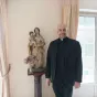 Père Jérôme Sécher dans le presbytère de Josselin ©RCF Sud Bretagne