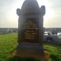La plaque commémorative pour les 5 soldats girondins © RCF - Guillaume Martin-Deguéret.
