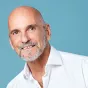 Dr Christophe Fauré est psychiatre et psychothérapeute spécialisé dans la fin de vie ©Pascal Ito / éditions Albin Michel