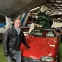 Marc Betrancourt dans un des hangars d'exposition du musée Crédit RCF Hauts de France