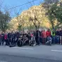 Les bénévoles sur la départementale des Gorges du Loup - Photo : RCF Nice Côte d'Azur 